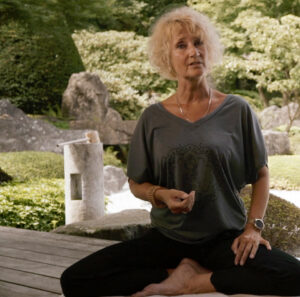 Zen als Übung der Hingabe mit Zen-Lehrerin Dagmar Buxbaum