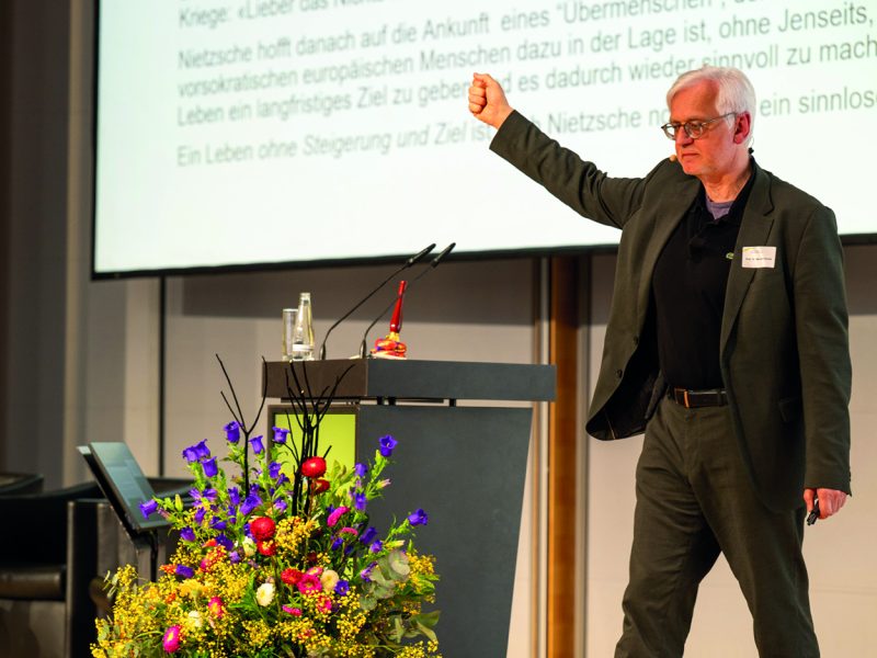 Prof. Dr. Michael Hampe, Uni Zürich, über "Wozu und Warum - Nihilismus als Gegenwartsverlust"