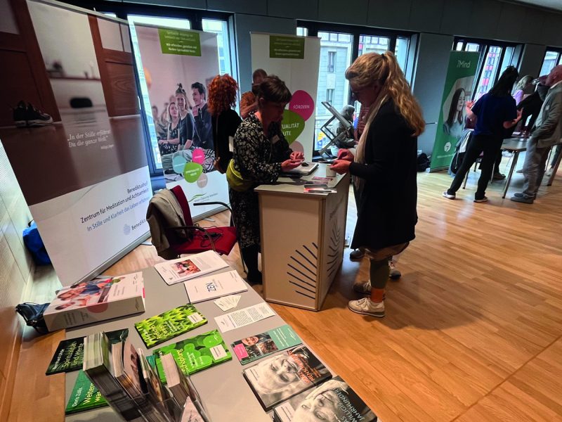Der Benediktushof, Zentrum für Meditation und Achtsamkeit, und die West-östliche Weisheit Willigis Jäger Stiftung waren Mit-Veranstalter beim Kongress
