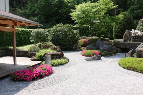 ZEN-Garten und Labyrinth